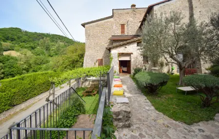 Location Maison à Porzano 10 personnes