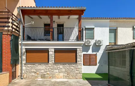 Location Maison à Sisan 5 personnes