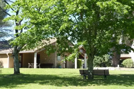 Location Maison à Chambonas 10 personnes