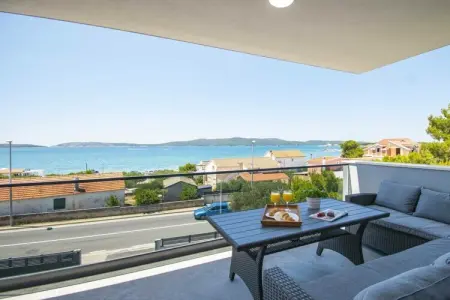 Location Maison à Šibenik Brodarica 8 personnes
