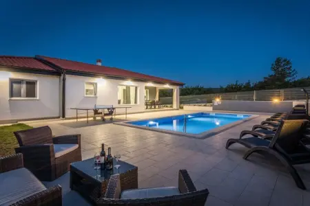 Location Maison à Labin 8 personnes