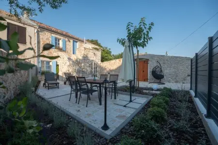 Location Maison à Vir 5 personnes