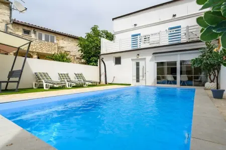 Location Maison à Porec 8 personnes