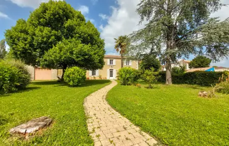 Location Maison à La Ronde 6 personnes