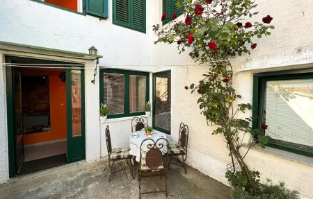 Location Maison à Grizane Belgrad 4 personnes
