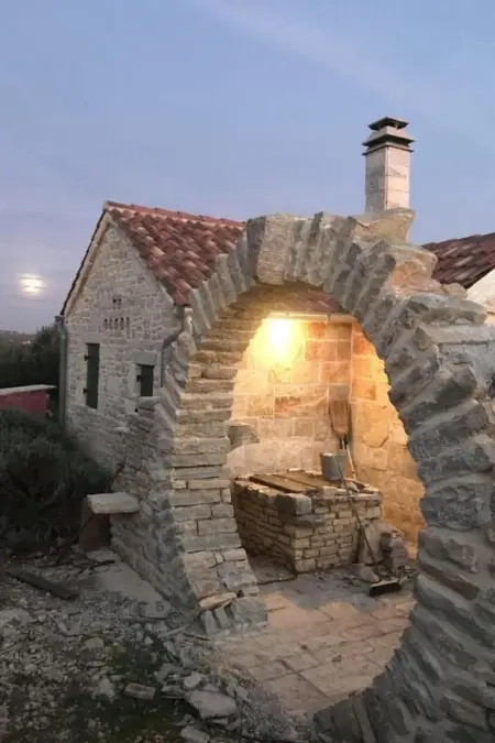 Location Maison à Donje Rastane 1 personnes