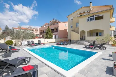 Location Maison à Vodnjan   Pula 4 personnes