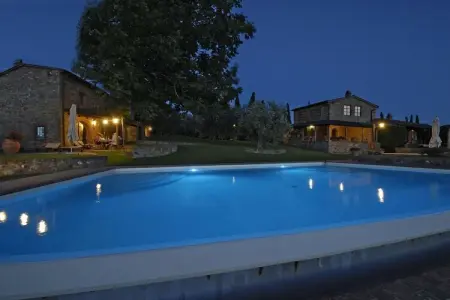 Location Maison à Bucine 6 personnes