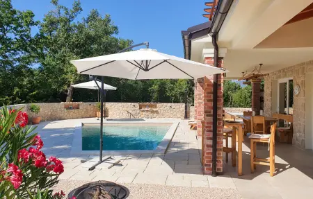 Location Maison à Milohnici 8 personnes