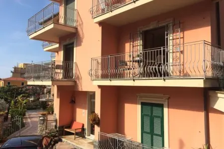 Location Maison à Deiva Marina 4 personnes
