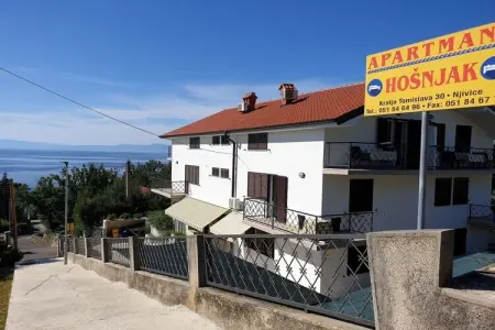 Location Maison à Njivice 4 personnes