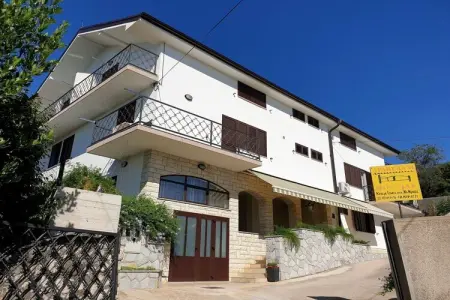 Location Maison à Njivice 2 personnes