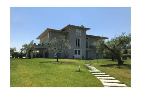 Location Maison à San Felice del Benaco 6 personnes