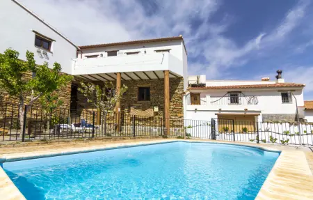 Location Maison à Laroya 4 personnes
