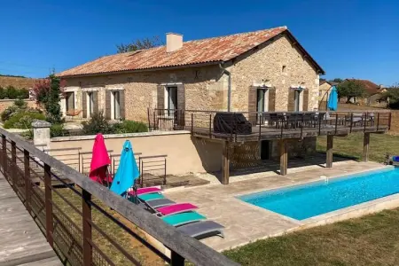 Location Villa à Fouleix 10 personnes