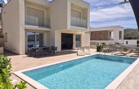 Location Maison à Zaboric 8 personnes