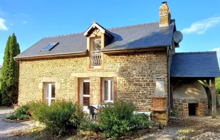 Location Maison à La Chapelle Uree 5 personnes