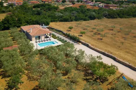 Location Maison à Galizana 6 personnes