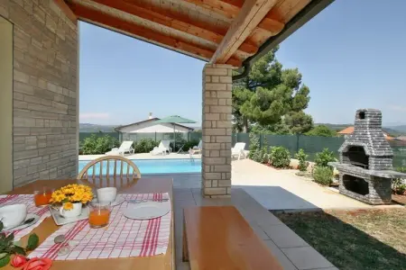 Location Maison à Buje 6 personnes