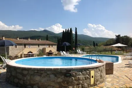 Location Gîte à Chianni 6 personnes