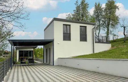 Location Maison à Duga Resa 4 personnes