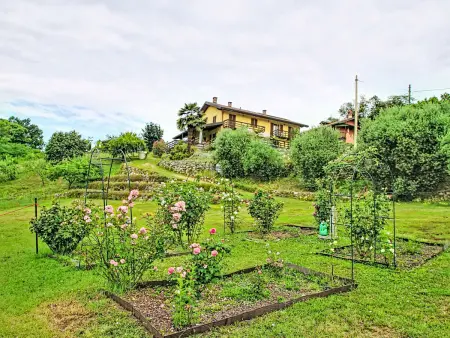 Location Gîte à Arona 4 personnes