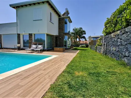 Location Maison à mascalucia 9 personnes