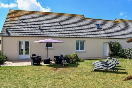 Location Maison à Saint Germain sur Ay 4 personnes