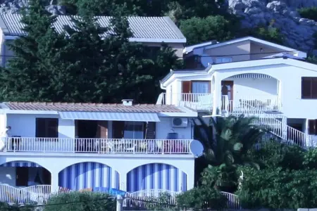 Location Maison à Karlobag 6 personnes