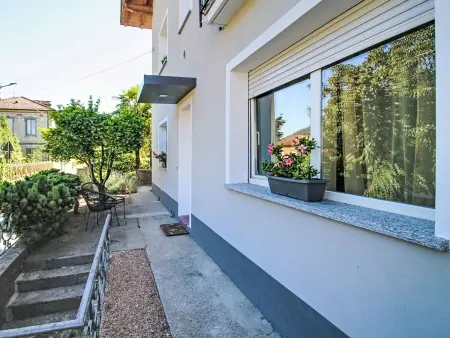 Location Maison à Porto Ceresio 4 personnes