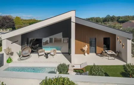 Location Maison à Zupanici 2 personnes