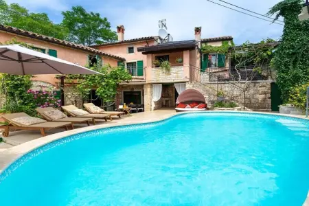 Location Villa à Zminj 8 personnes