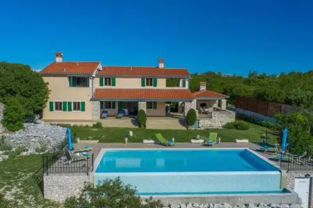 Location Villa à Koromacno 8 personnes