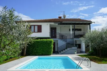 Location Villa à Sveti Petar U Sumi 5 personnes