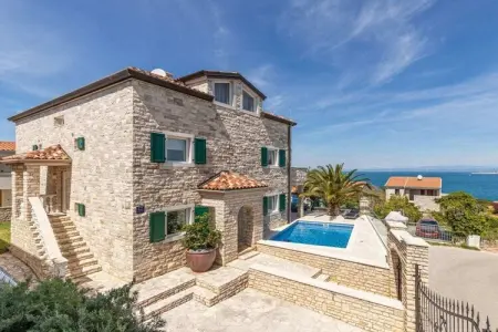 Location Villa à Crveni Vrh 8 personnes