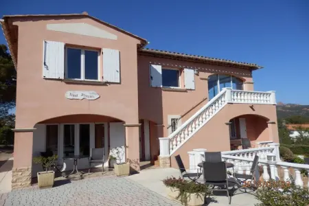 Location Maison à Agay 2 personnes