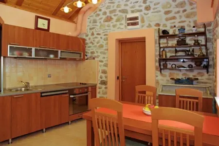 Location Maison à Bol 2 personnes