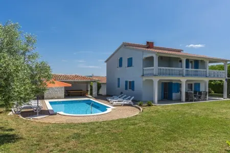 Location Villa à Kaštel 8 personnes