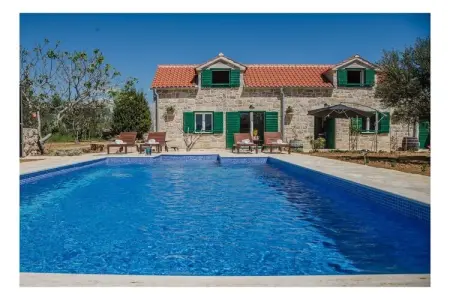 Location Villa à Privlaka 8 personnes