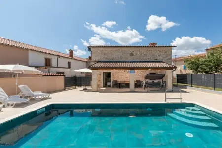 Location Villa à Kastelir 4 personnes