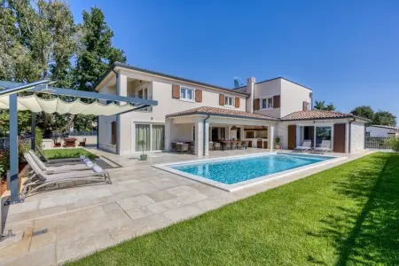Location Villa à Nova Vas 8 personnes