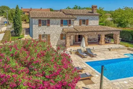 Location Villa à Baderna 6 personnes