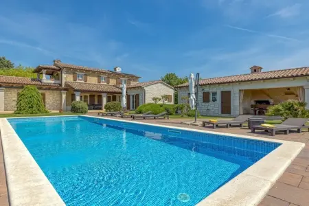 Location Villa à Kringa 10 personnes