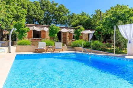 Location Villa à Pula 2 personnes