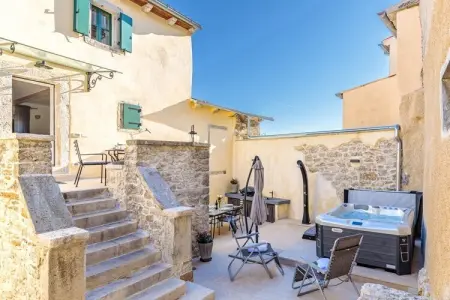 Location Maison à Pican 4 personnes