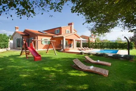Location Villa à Nedescina 6 personnes