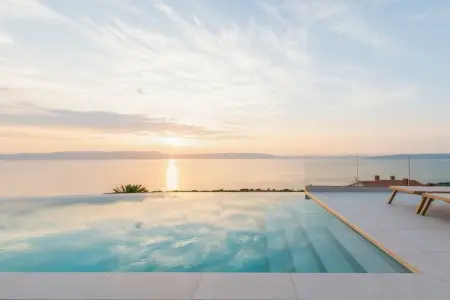 Location Villa à Ravni 8 personnes