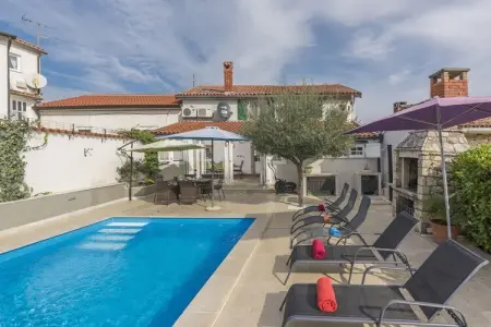 Location Maison à Vižinada 8 personnes