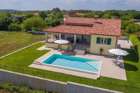Location Villa à Barat 6 personnes