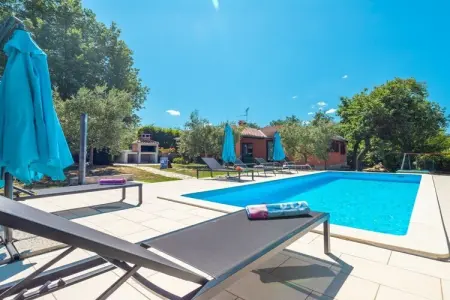 Location Maison à Sveti Lovrec 8 personnes